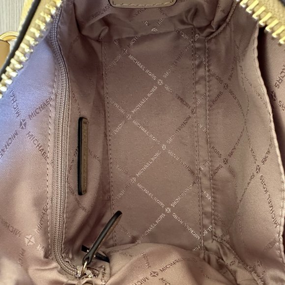 Michael Kors Travel Carine XS Crossbody Daffodil/ Top Zip Card Case Wallet Multi - Picture 6 of 12